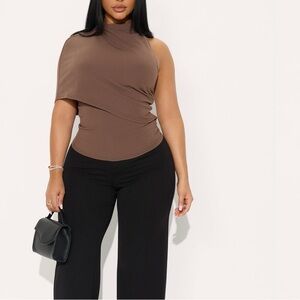 Fashion Nova Brown Asymmetric One-Shoulder Top